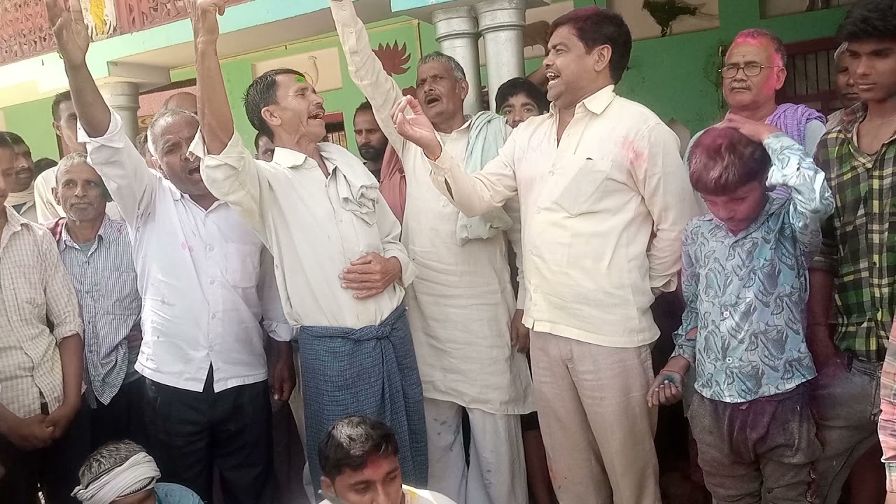 महाभारत सम्राट पहुंचे कृष्णा स्टूडियो के आवास पर सभी के कहने पर सुनाई होली// देहाती होली