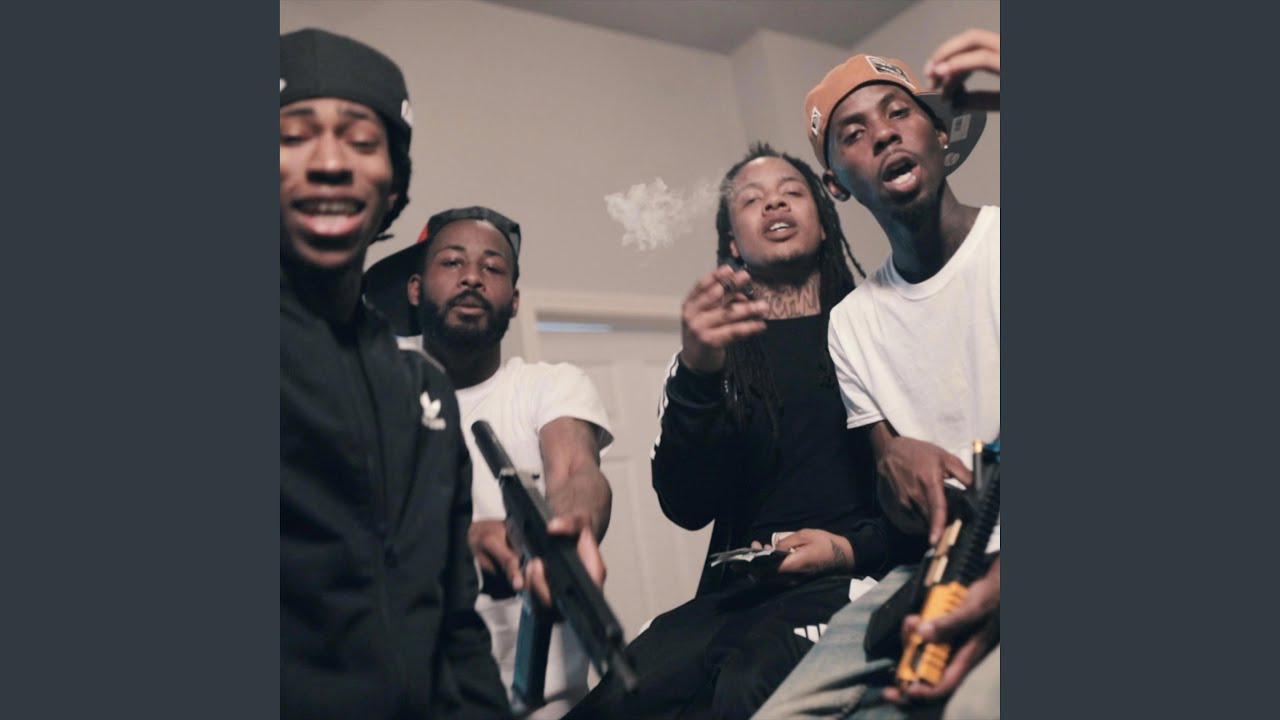 Mally G Rapper Tap In Pt. 2 (feat. Mally G) - YouTube