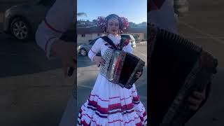 Musica Ranchera con Davianna Serrano, nuevos talentos mexicana????
