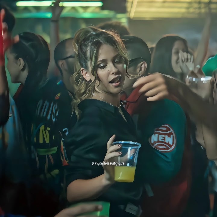 Download lagu Her dance moves 🥵 | Culpa Mia 💖 | #culpamia #culpatuya #myfault #myfaultedit #gabrielguevara #edit