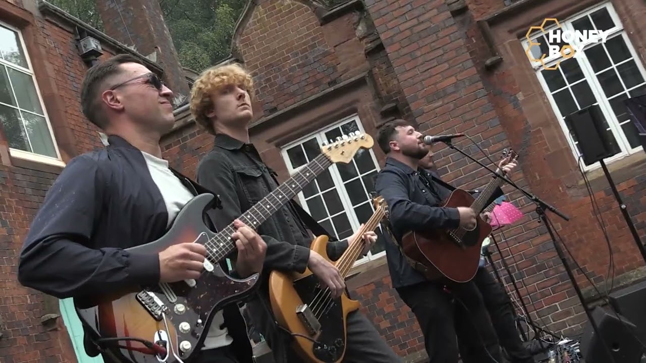 FOARN - Doubts - Honey Box Live, Series 8 Episode 0