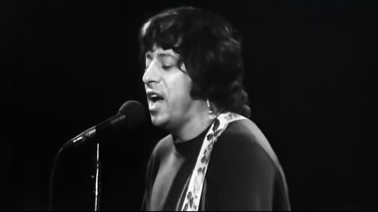 Guarda Quicksilver Messenger Service - Fresh Air | Live at Winterland (1975) su YouTube Guarda Quicksilver Messenger Service - Fresh Air | Live at Winterland (1975) su YouTube