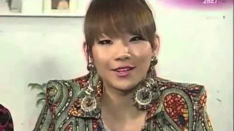 CL 2NE1 speaks french