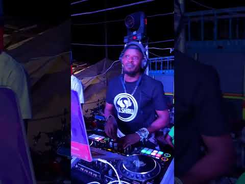 Dj shiru - #ForThrCulture @djshiru thanks For the love Kayabwe Town #Shirumatic Automatic