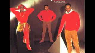 LOOSE ENDS Let's Rock