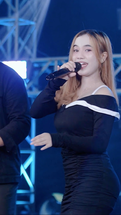 Download lagu ALUS BANGET GOYANGAN AJENG FEBRIA DI LAGU LAMUNAN!!! #jokosinyo #ajengfebria #lamunan #dangdut