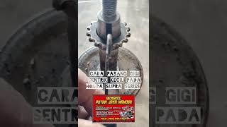 How To Install Small Eccentric Gear Honda Supra Series automobile mechanic engine Workshop wo