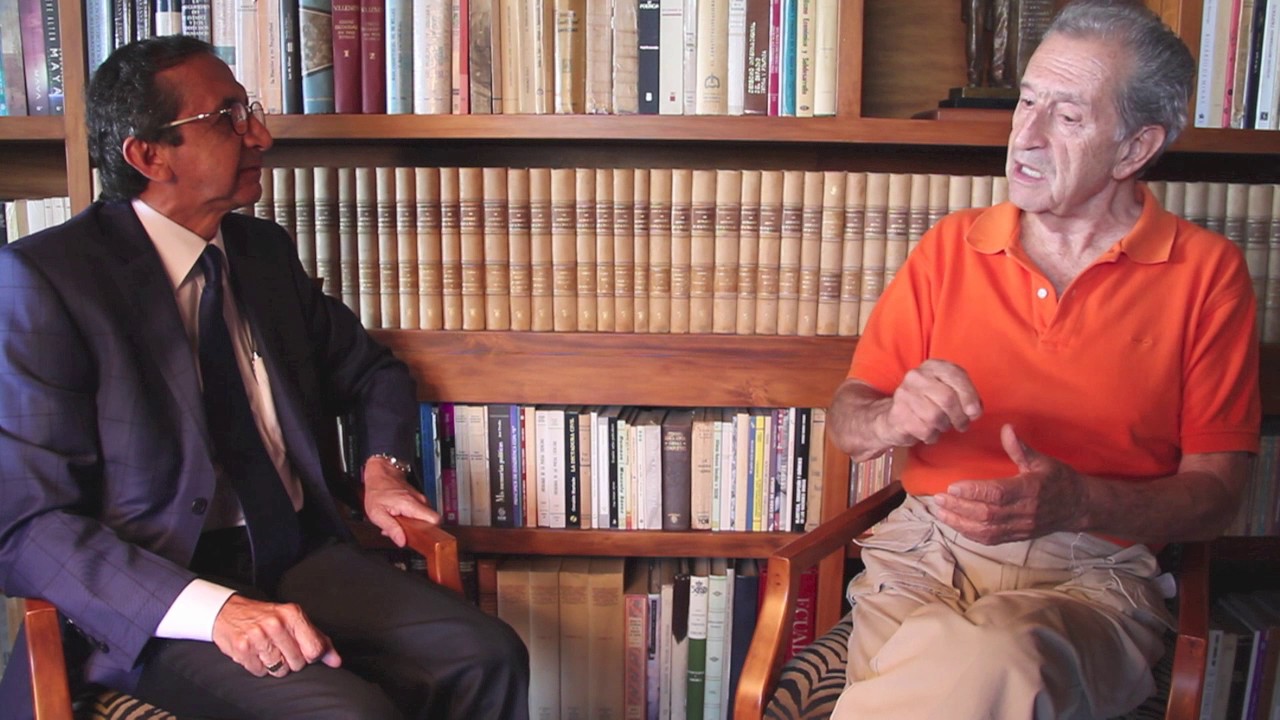 ENTREVISTA A RODRIGO BORJA