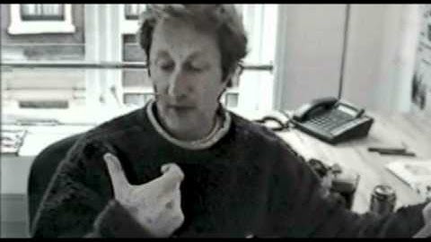 Robbie Williams - Let Me Entertain You: "It