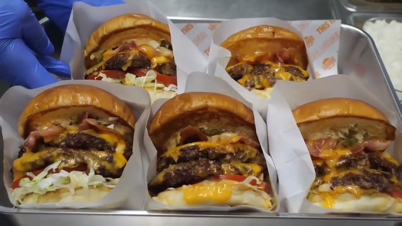 Comment ils cuisinent le burger le PLUS JUTEUX de Corée ? [Processus complet]