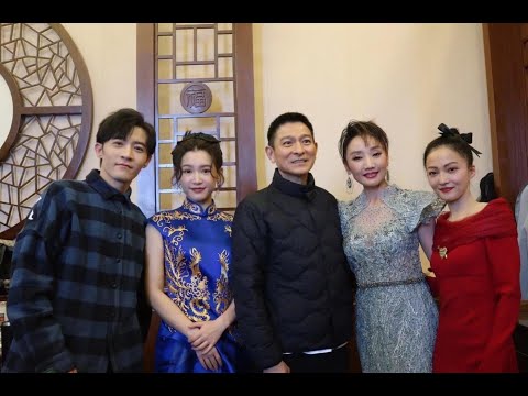 天王跨年！刘德华赴京参加政协茶话会演出，郭富城留港与妻女团聚