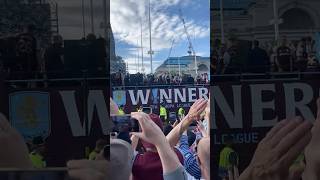 Sweet Caroline Hit Different At The Villa Parade 🏆