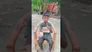 চিপস খেতে গিয়ে রাজুর মজার কাণ্ড! 😂🥔 #shorts #comedy #funny #rajurvide