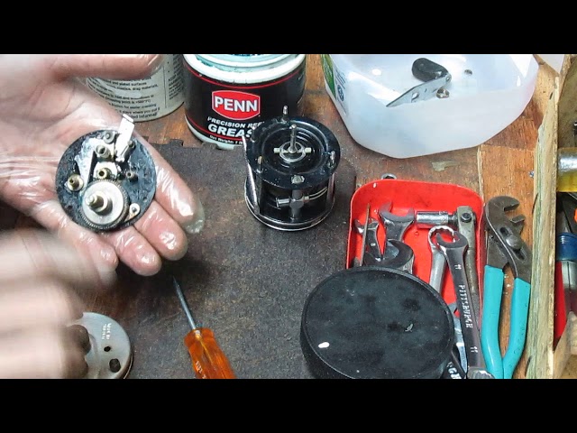 Abu Garcia 5500 round baitcaster reel service with drag washer replacement  