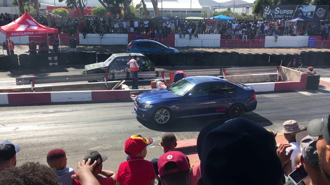 Streetfest 2018 - BMW 335i VS VW Golf MK1