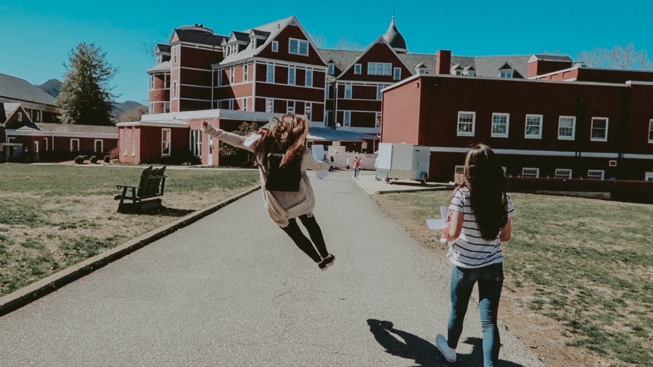 touring my first college campus Southern Virginia University YouTube