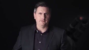 Kristian Kassow presenting Kassow Robots