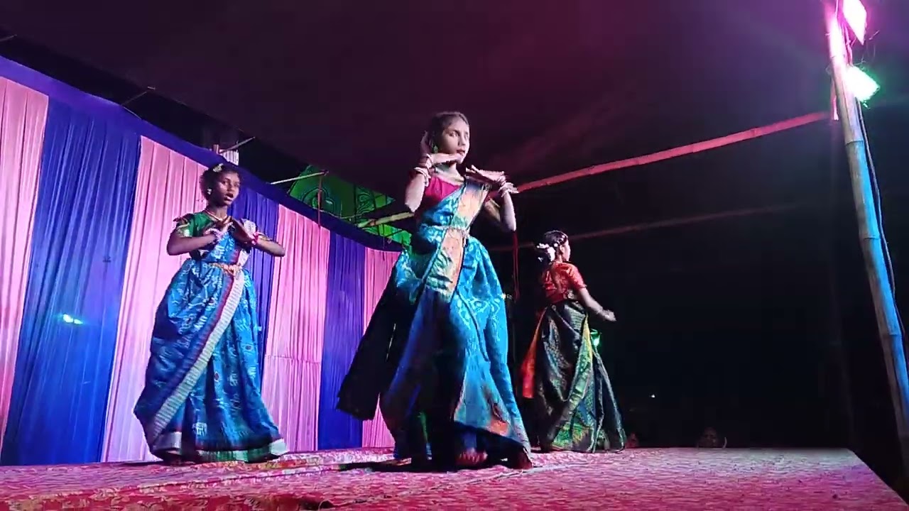 Ama siva Mandira re chuta pilanka kichi dance ra video 