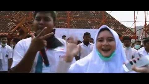 Formasi SMKN 6 GARUT PARTY MOMENT