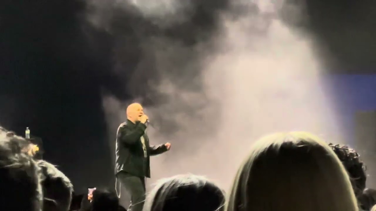 Finger Eleven - One Thing - LIVE at The Great Canadian Casino Theatre