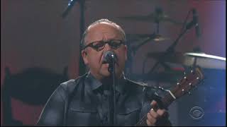 TV Live: Pixies - &quot;Catfish Kate&quot; (Colbert 2019)