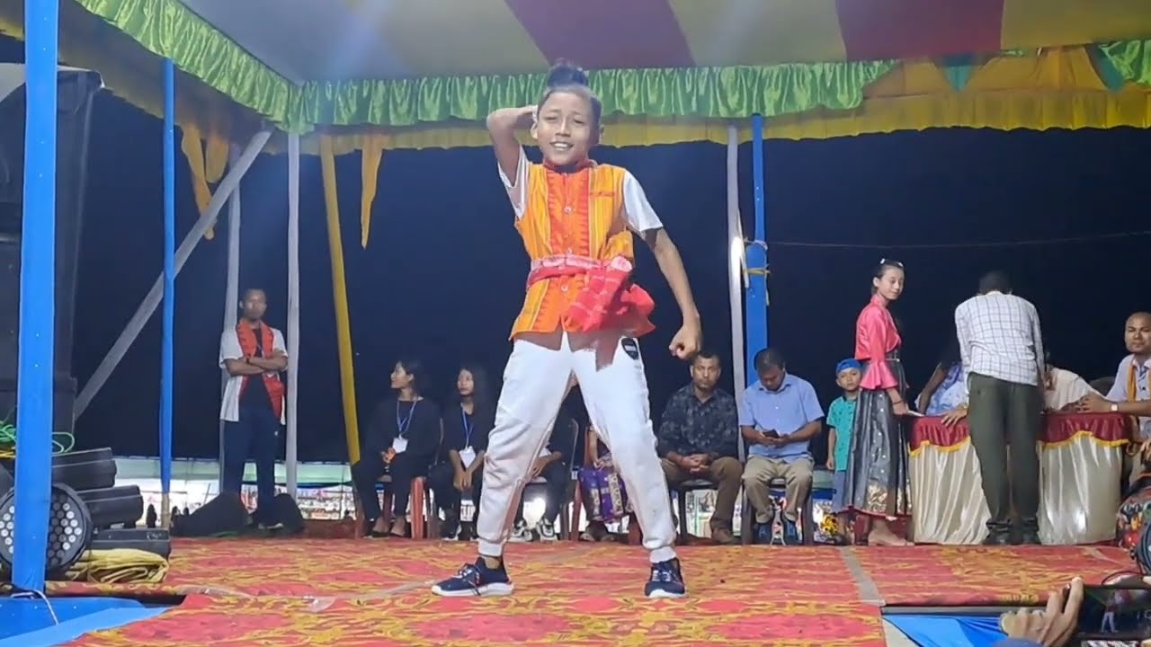 Lakhi pujayaw Nabajit Narzary ni superb dance performance Telishal golaghat 2022