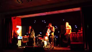 The Peace Creatures - In The Heat Of Summer live at Connah'