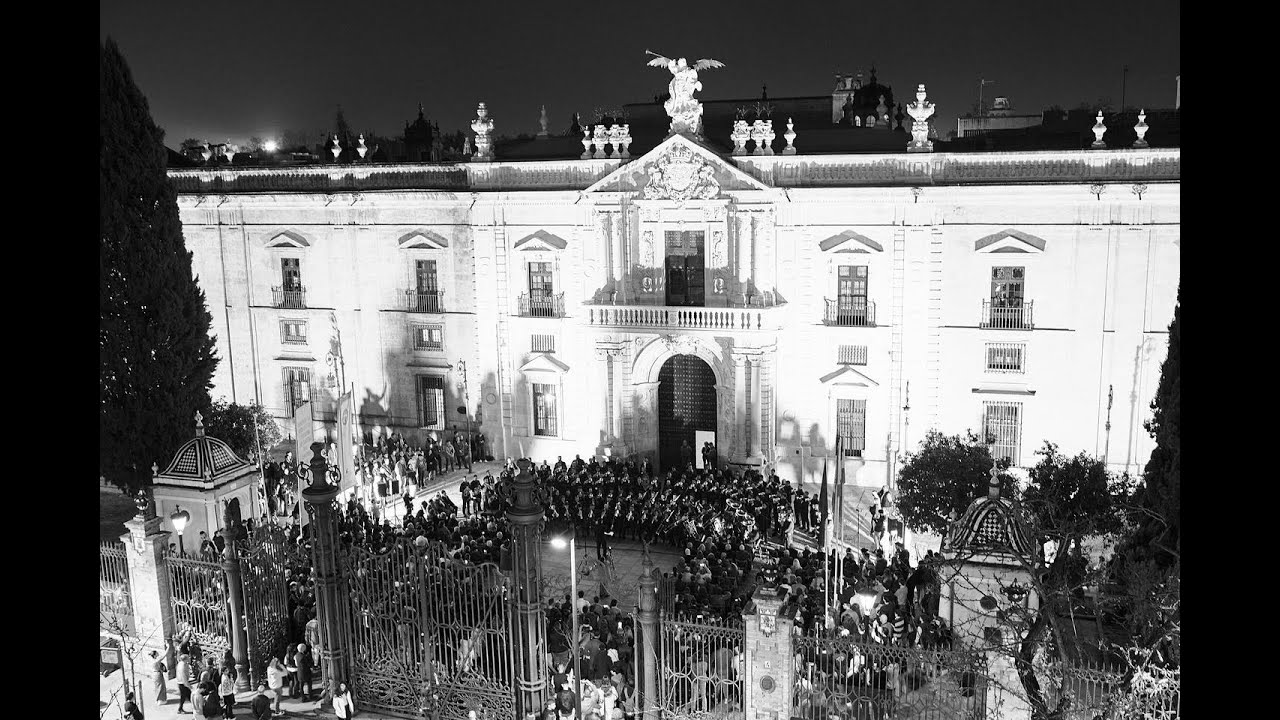VÍA CRUCIS SOLEMNIZADO POR LA BANDA DE LAS CIGARRERAS