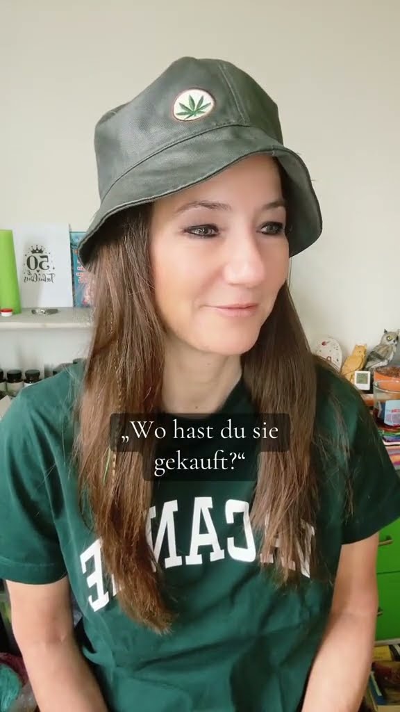 Leckere Kekse😂 #comedy #blacklady74 #kekse - YouTube