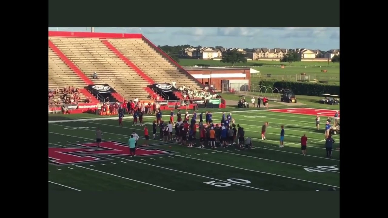 QUARTERBACK COLE KELLEY - Manning Academy - throws 70 yd DEEP BALL circa 2018 - 2022 NFL DRAFT #1