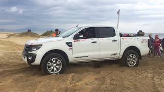 Đua xe Oto Off road Giải Mũi Dinh 2017 - Team Bích Chi - Tài Huỳnh | Luong Minh Tam screenshot 5