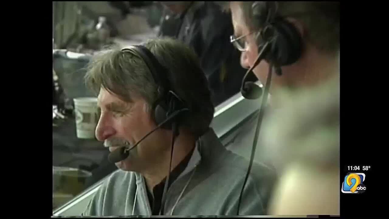 Longtime Iowa football color analyst Ed Podolak to step down - YouTube