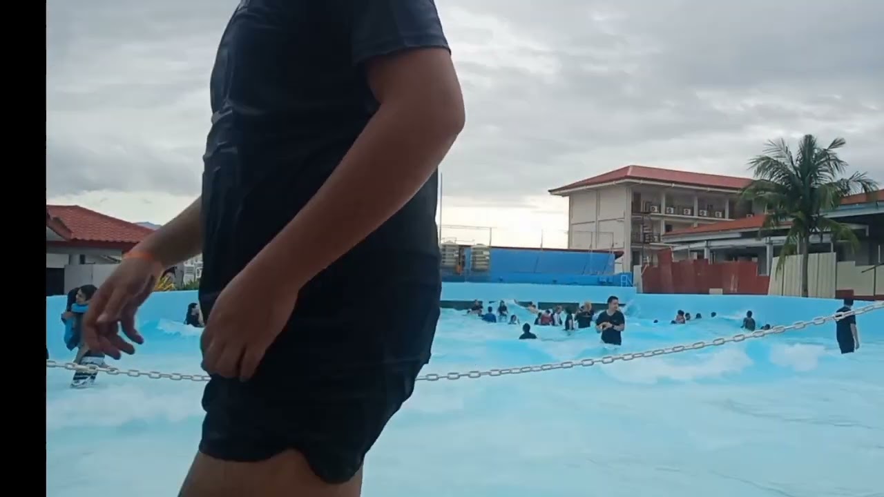amazing wave pool at white rock beach resorts subic bay zambales