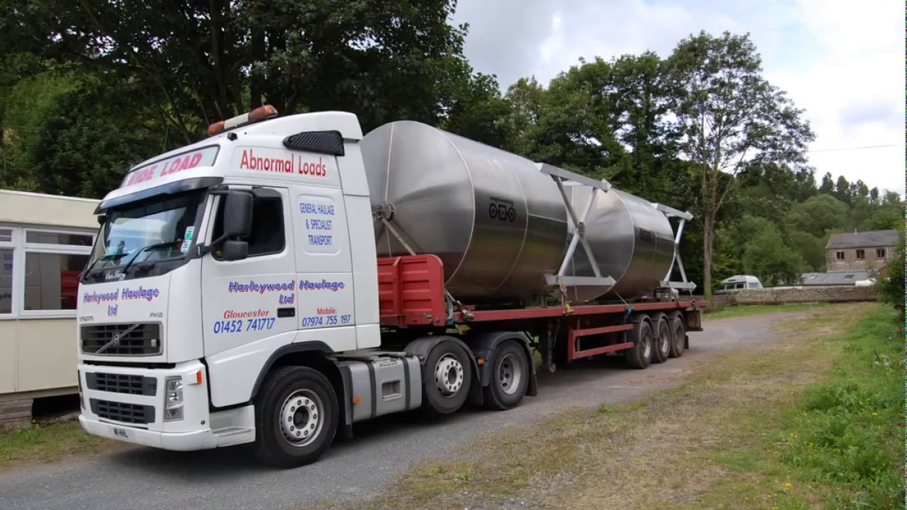 Manufacture and Dispatch of 3x Stainless Polymer Silos