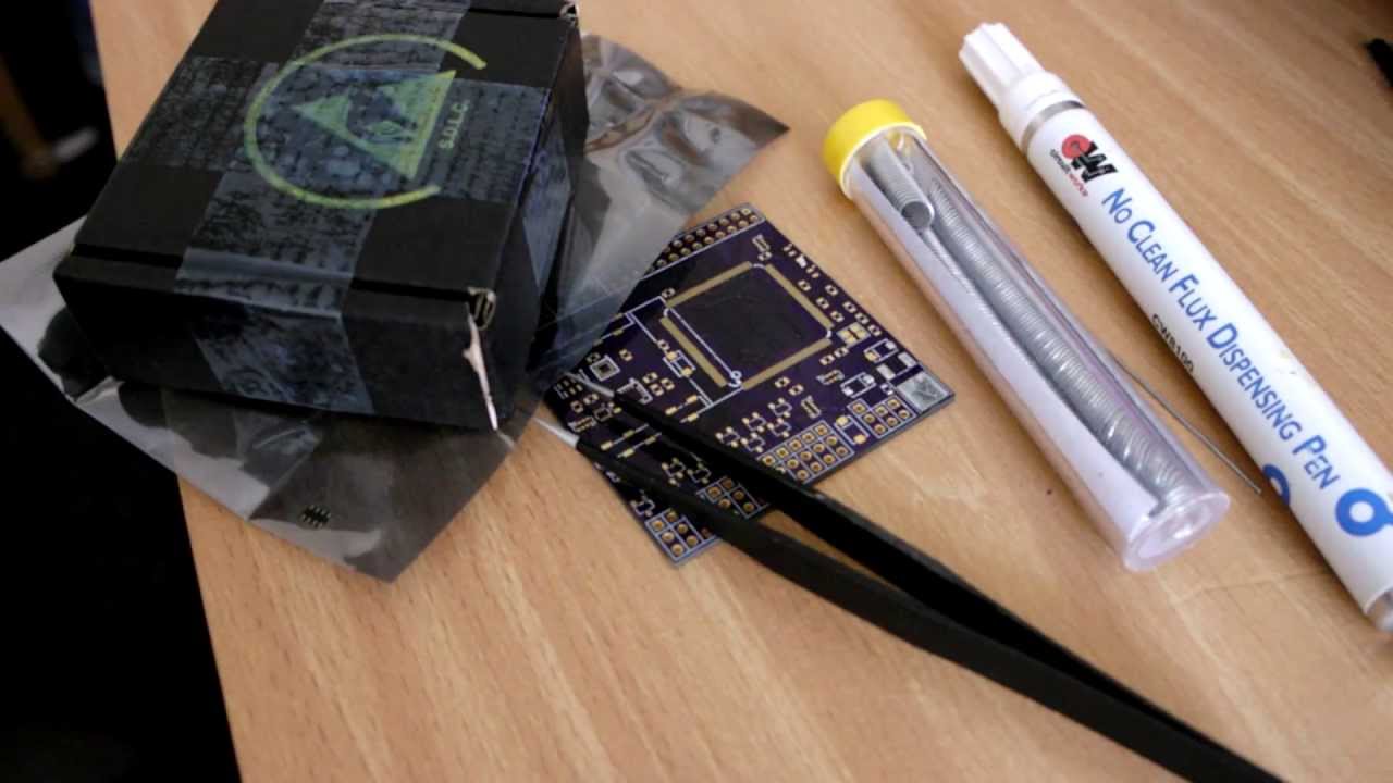 Hand soldering leadless surface mount ICs without solder paste SMT