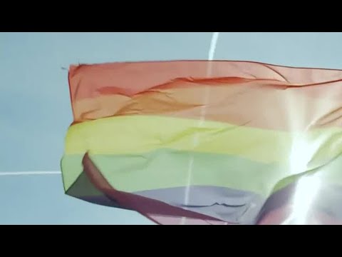 DeWitt Public Schools Introducing New Lesson On Pronouns 