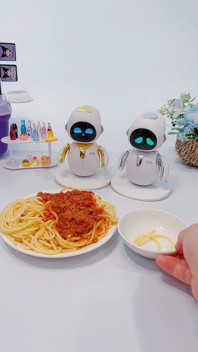 spaghetti-with-minced-beef-sauce-biggest-and-smallest-eilik-funny