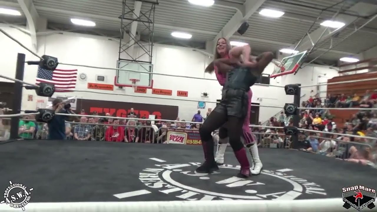 Dani Jacx VS Stephie Mac Vs Rudy Jordan