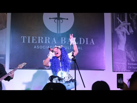 Aly Cat - Mamá (En vivo REALIDAD pre-estreno)