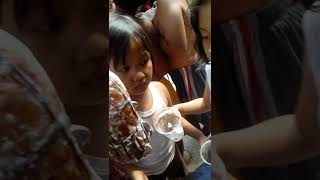 Download lagu Kaka Acha Lomba gigit duit Kaka Acha Lomba gigit duit