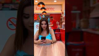 Qız Mesajlaşırdı Oğlan Isə Arxadan............... Ülmelivideolar