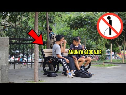 prank-kencing-di-tempat-umum---prank-indonesia