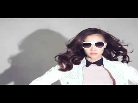 [COSMOPOLITAN] 김원경 - Fashion Film 'Cool Lady'
