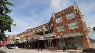 Hidden gems: The Hotel Jacaranda in Avon Park screenshot 4