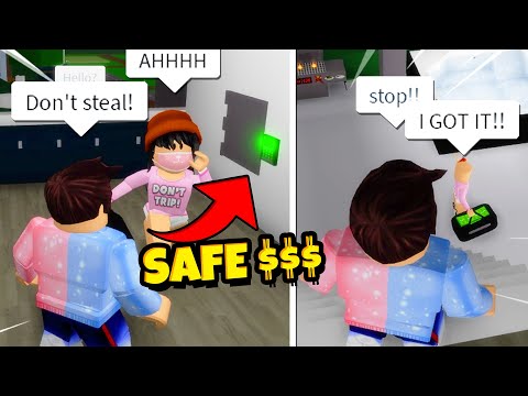 These FAKE FANS ROBBED ME in Roblox Brookhaven...