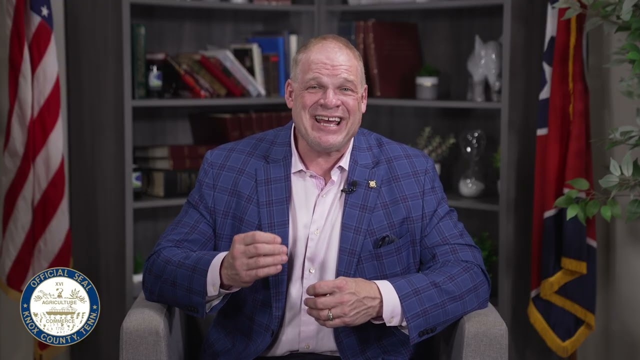 Еженедельный брифинг мэра округа Нокс Гленна Джейкобса