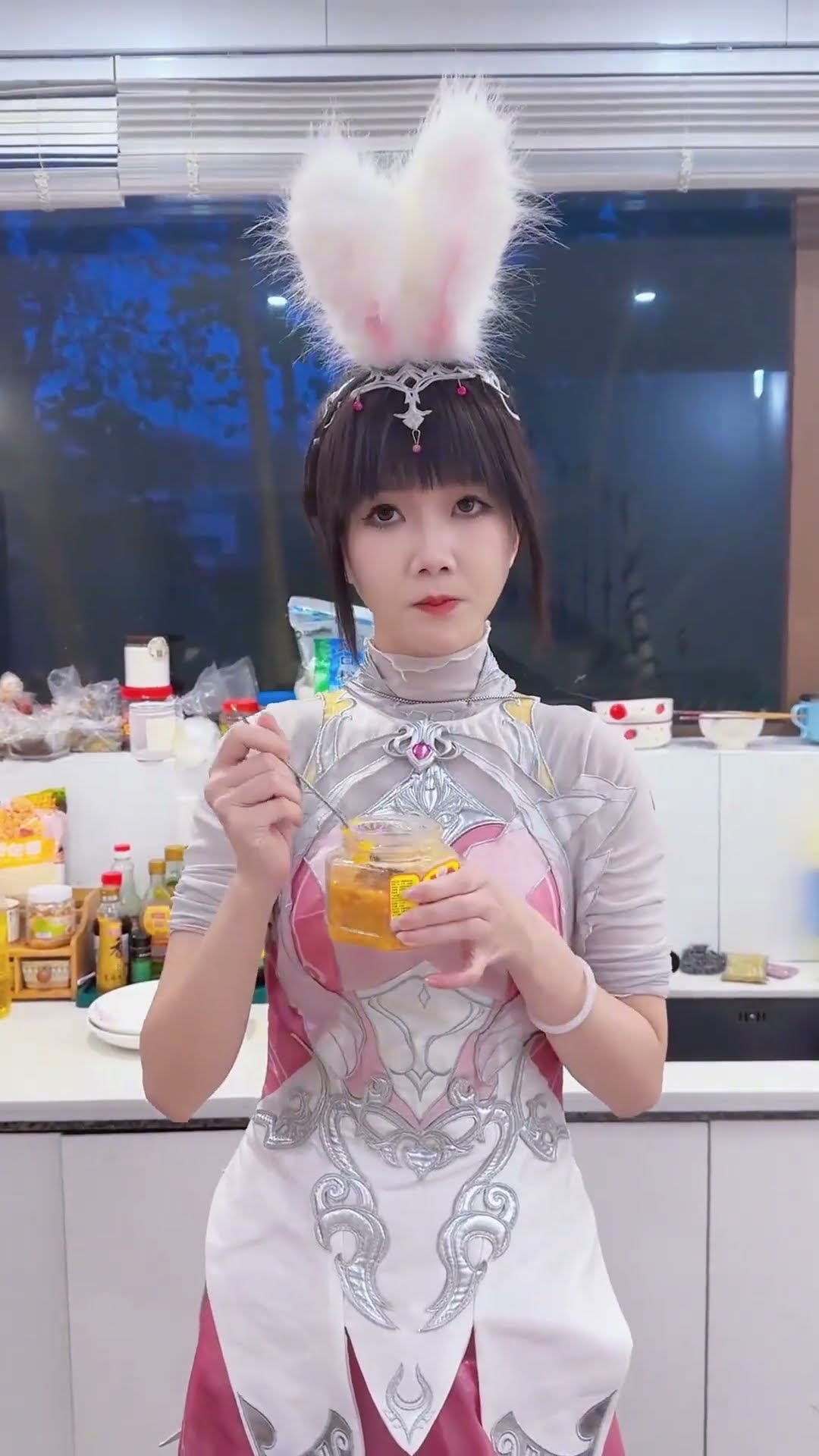 唐舞桐唐三挑食不吃豆瓣酱？ #斗罗大陆 #唐舞桐 #小舞 #唐三