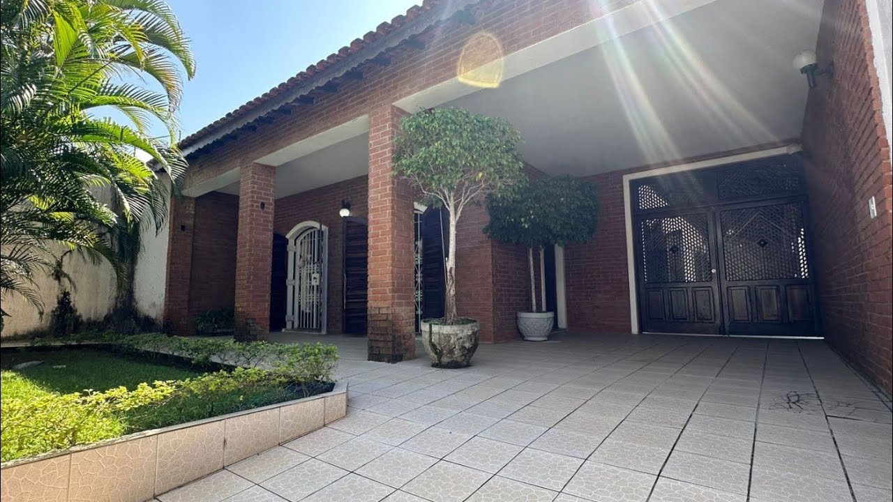 Casa á venda no Bairro Suarão 300 metros do mar 