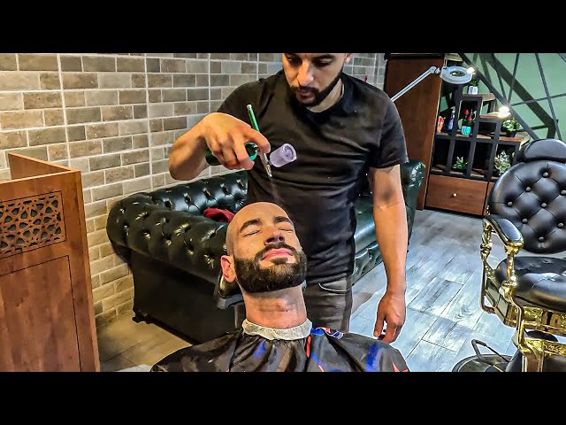💈 Haircut & Ear Hair Singeing With The Brazilian Barber of Seville