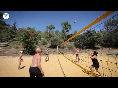 Video-thumbnail van Camping Municipal La Pinede